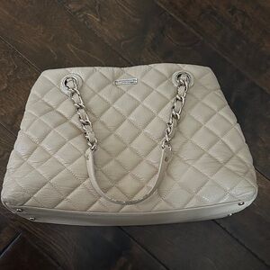 Elegant Cream Quilted Handbag